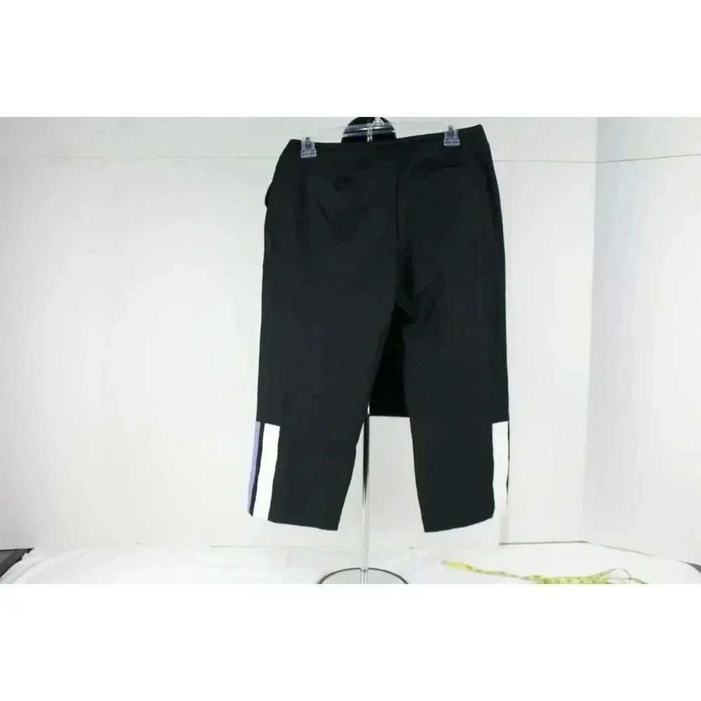 ladies Nike capri pants size M
